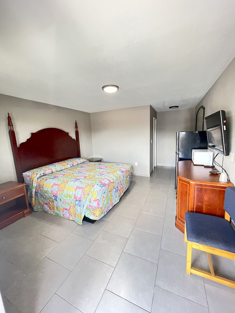Single Room, Non Smoking, Kitchenette