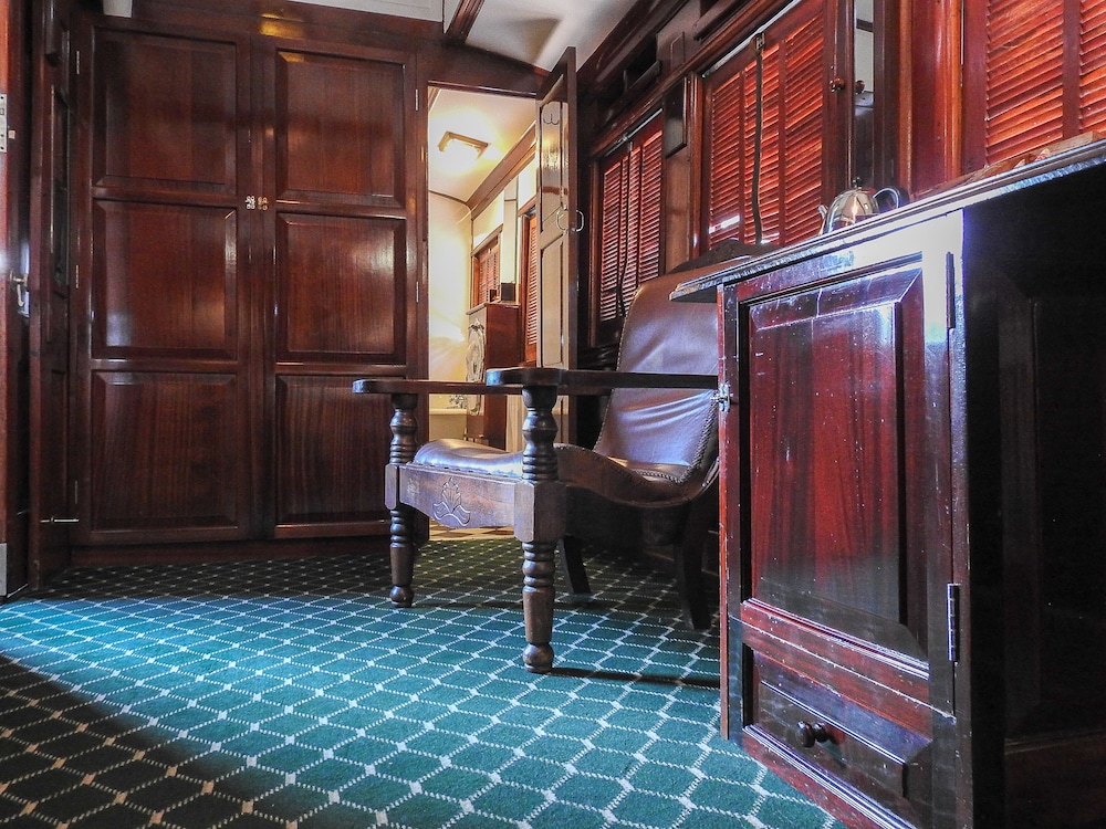 Family Room photo 2