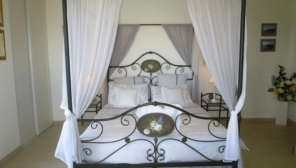 Deluxe Double Room (Connemara)