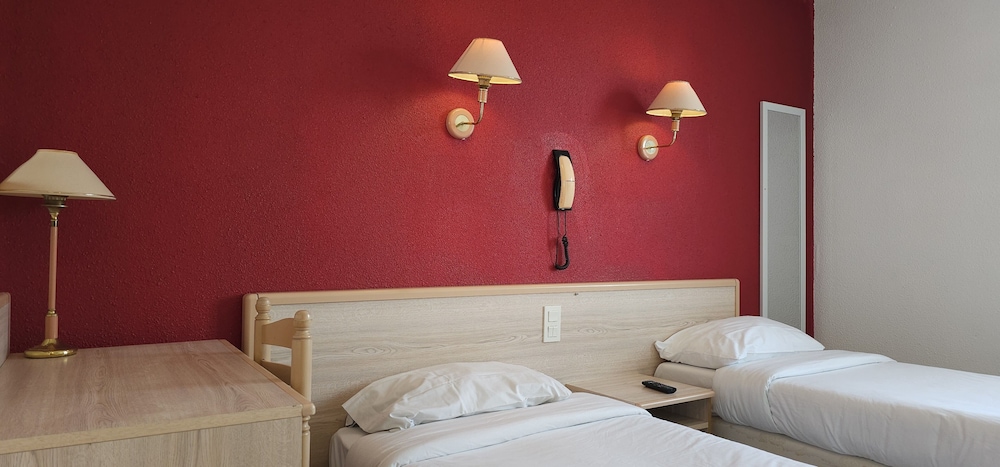 Classic Triple Room - Photo 3