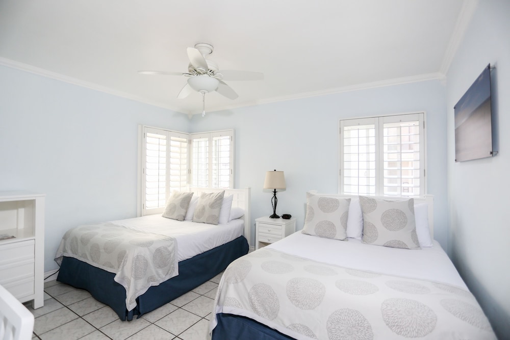 Deluxe Double Room, 2 Double Beds, Non Smoking