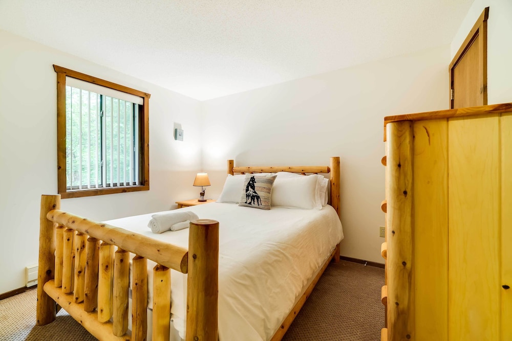 House (4 Bedrooms) photo 2