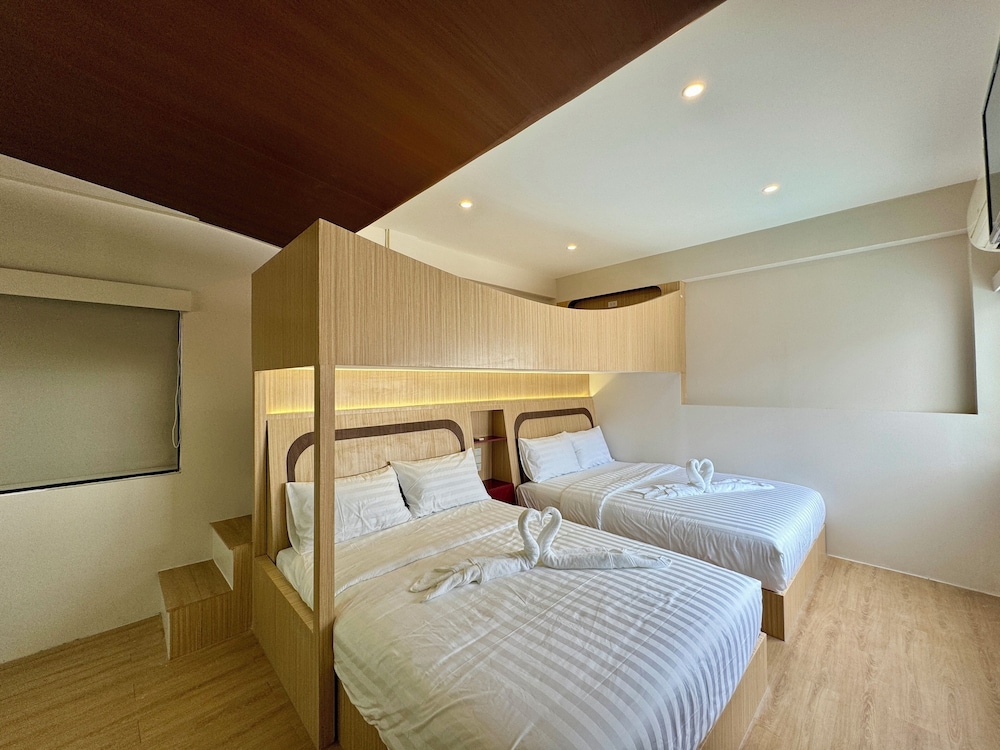 Luxury Studio Suite, Non Smoking, City View