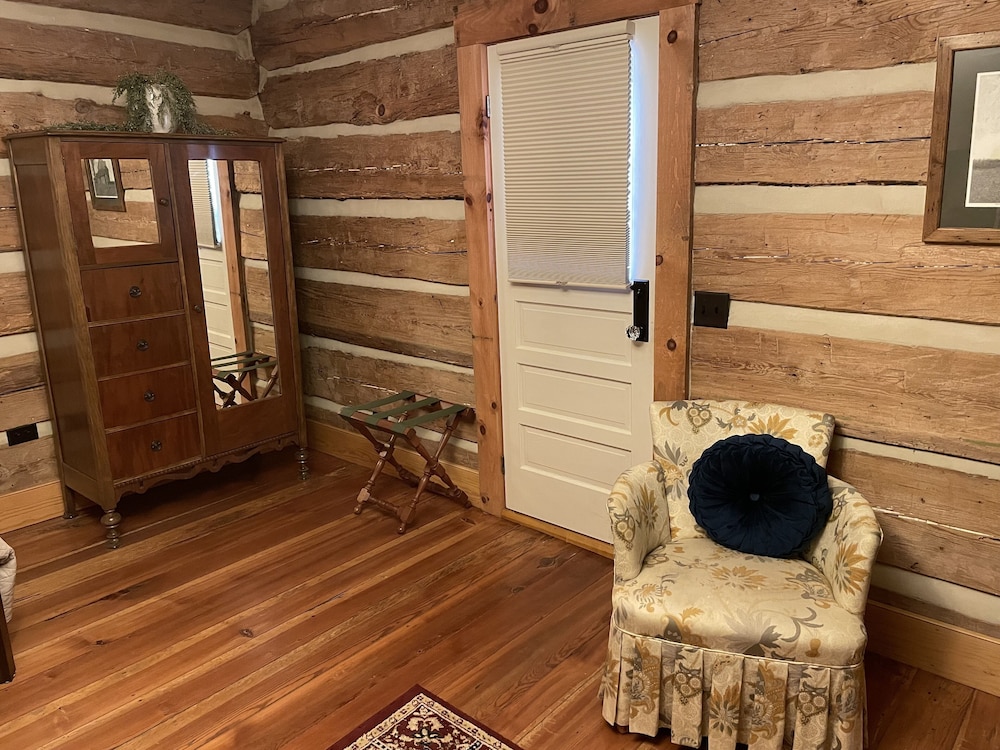 Standard Room, Ensuite (The Parlor Room) photo 3