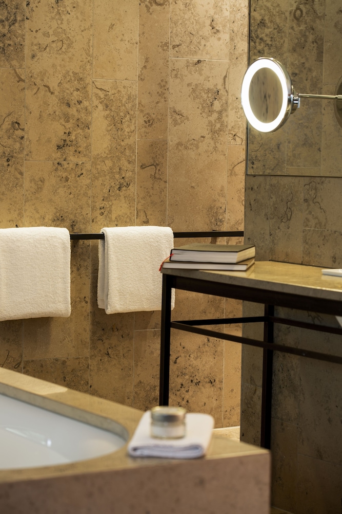 CORTIINA Suite - Photo 10