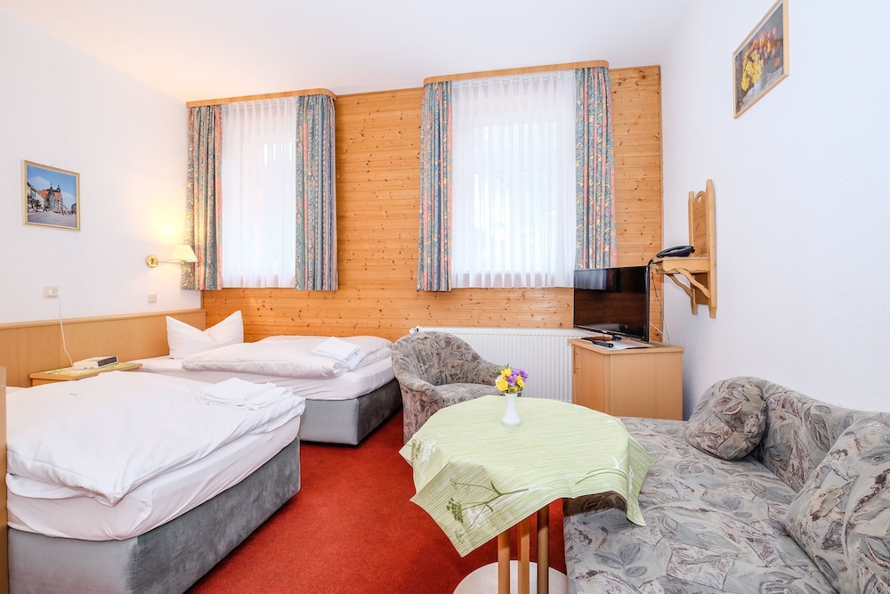 Twin Room photo 2