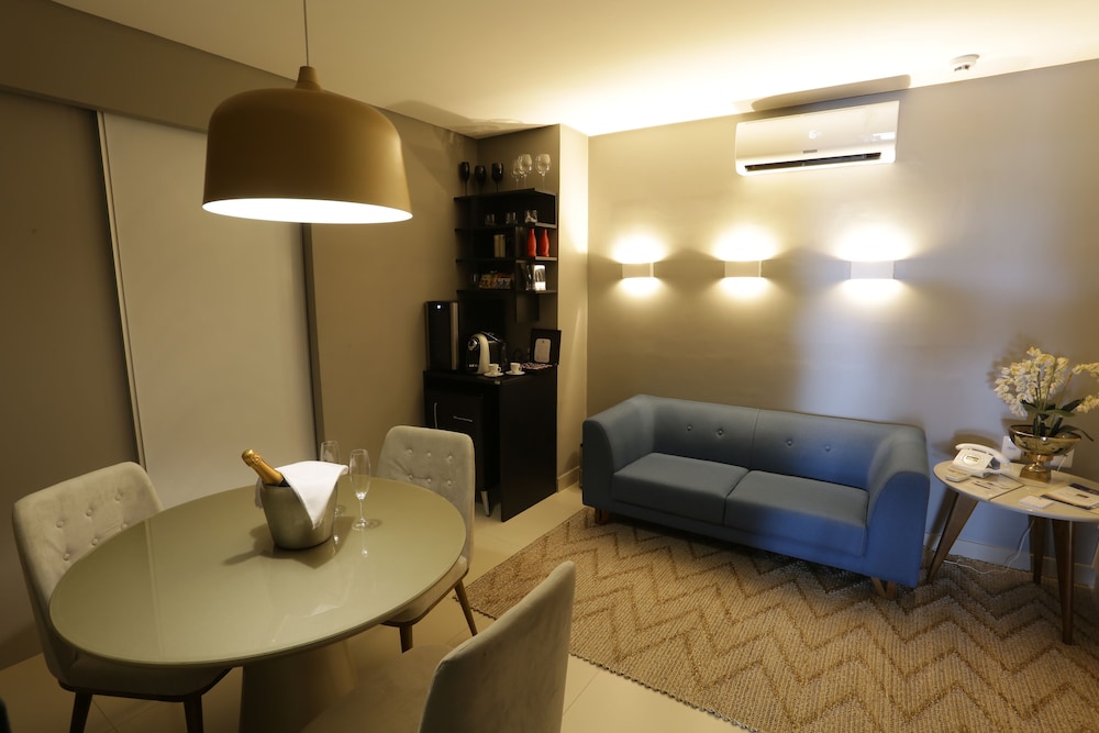 Premium Studio Suite photo 2