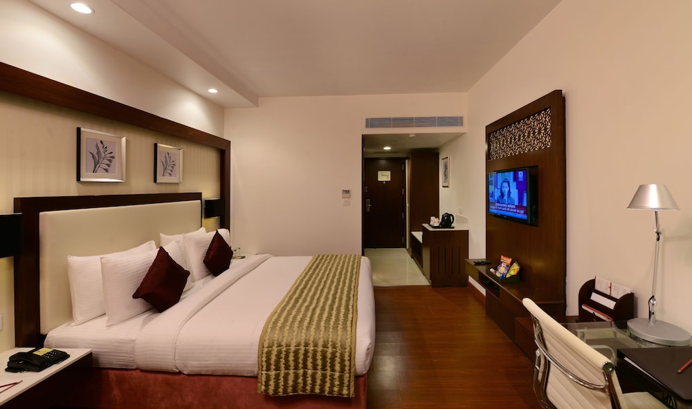 Deluxe Twin Room, City View