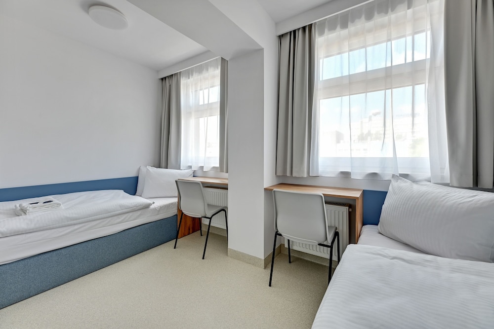 Comfort Double or Twin Room, 1 Bedroom - Photo 3