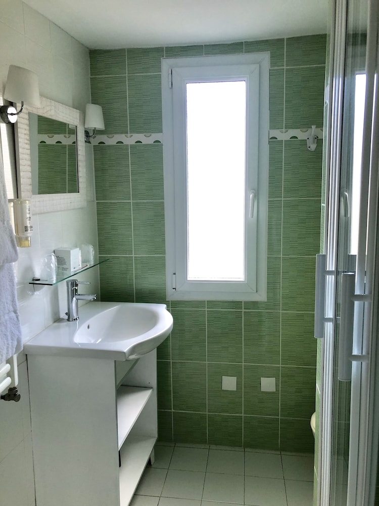 Executive Studio Suite