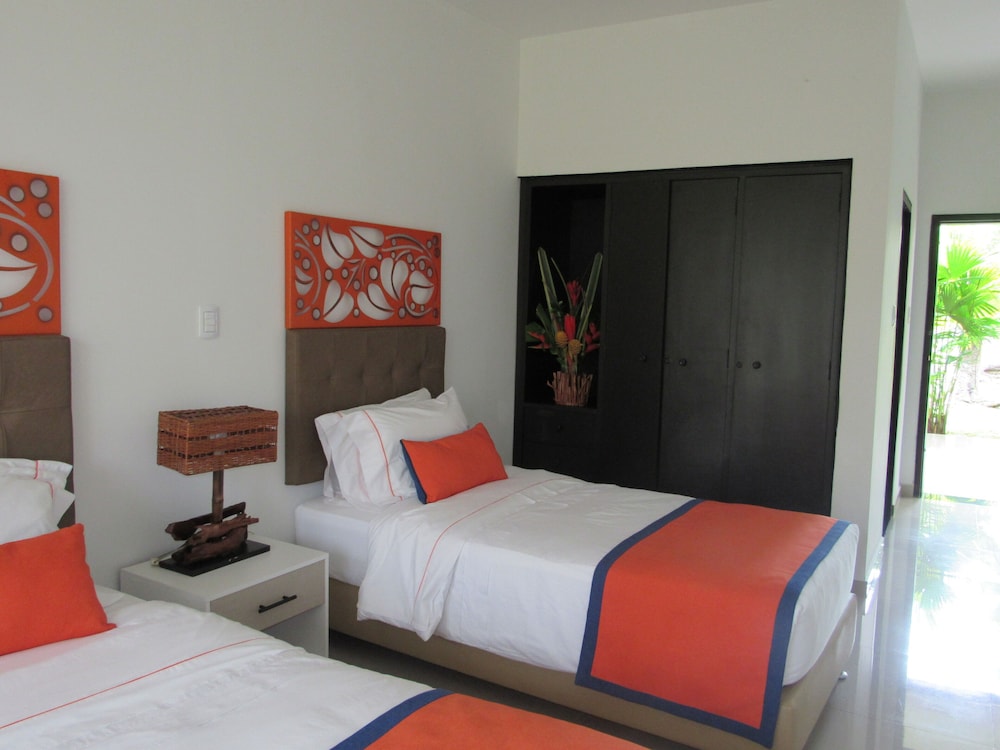 Deluxe Double Room, 1 Bedroom, Non Smoking, Garden View photo 2