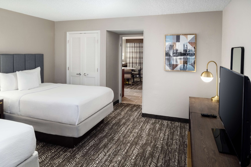 Suite with 2 Double Beds & Sofa Sleeper