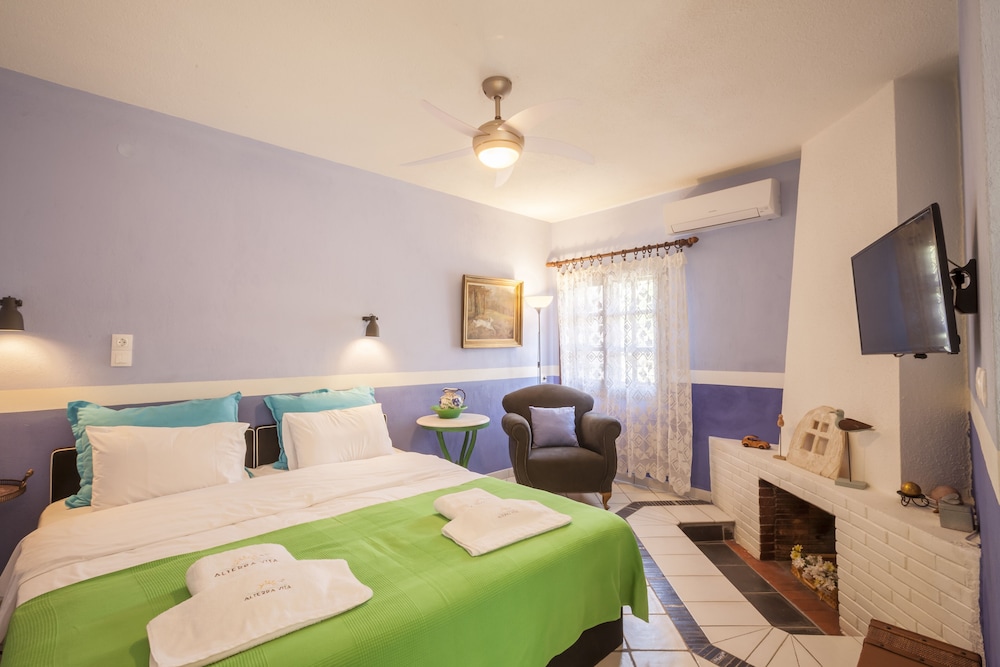 Double or Twin Room photo 1