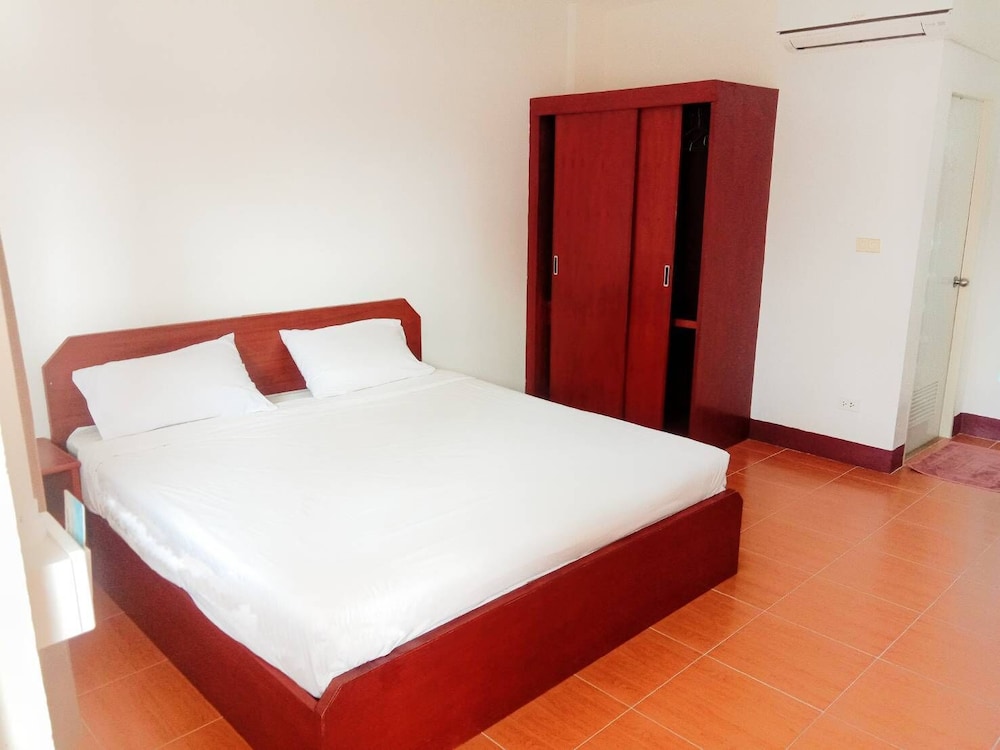 Standard Room, 1 King Bed, Non Smoking, Air conditioning photo 1