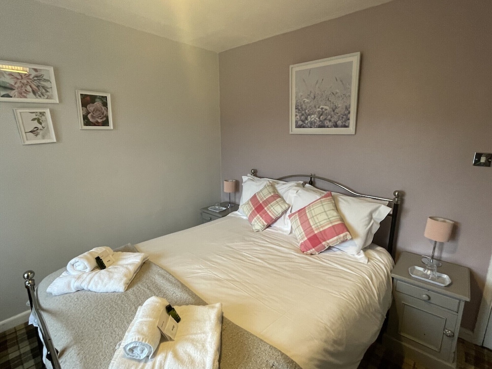 Double Room, Ensuite (No Pets)