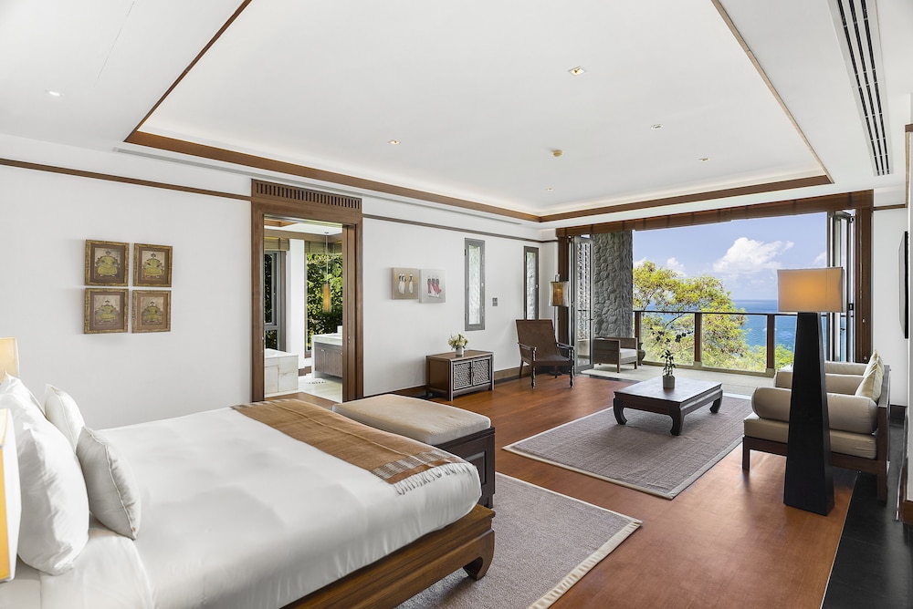 Luxury Villa photo 3