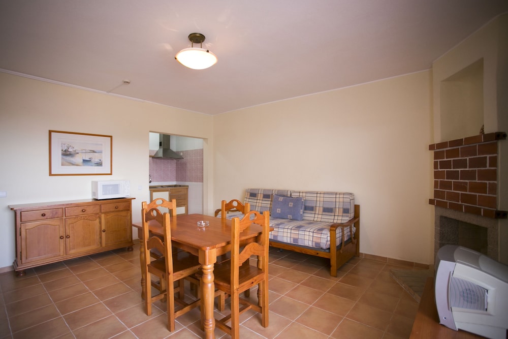 Apartment, 1 Bedroom, Pool View - Photo 5