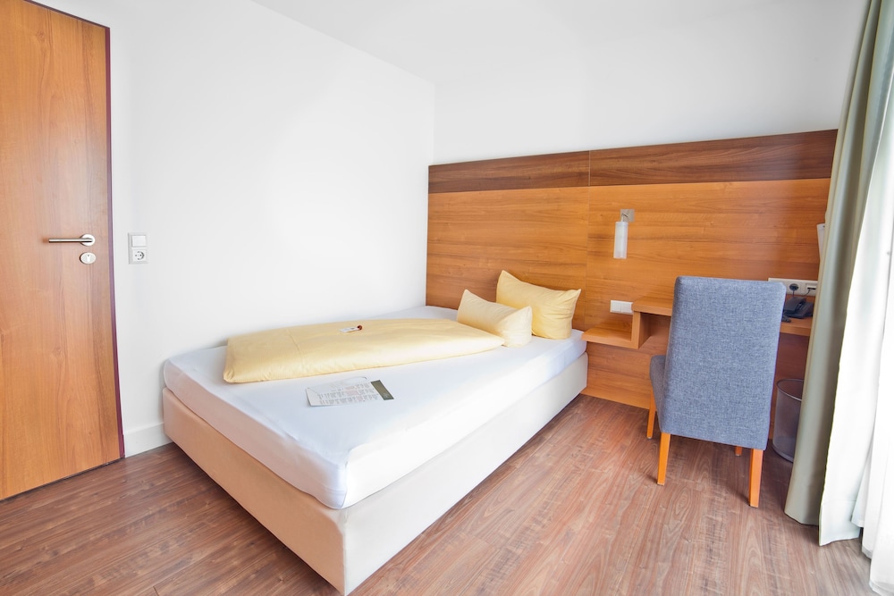 Comfort Single Room, River View photo 1