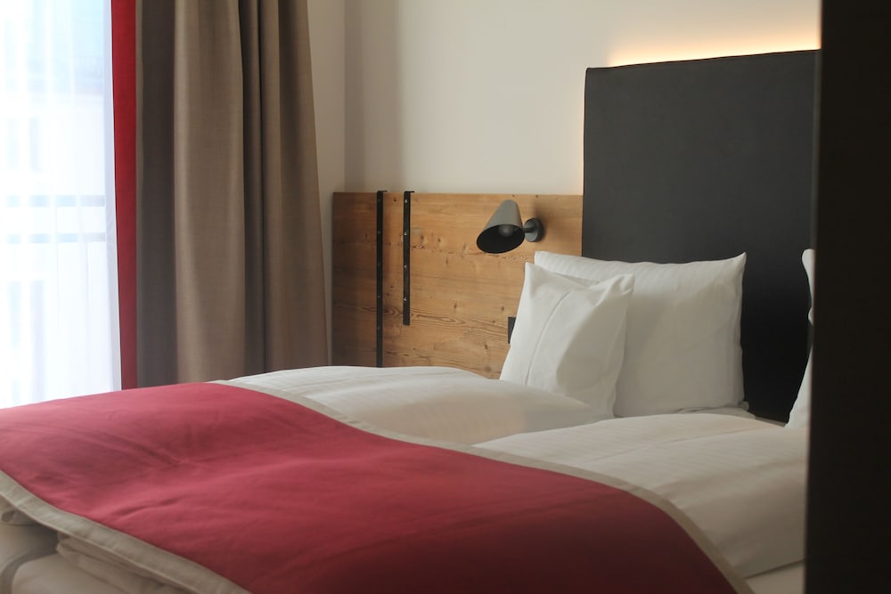 Economy Single Room, Balcony