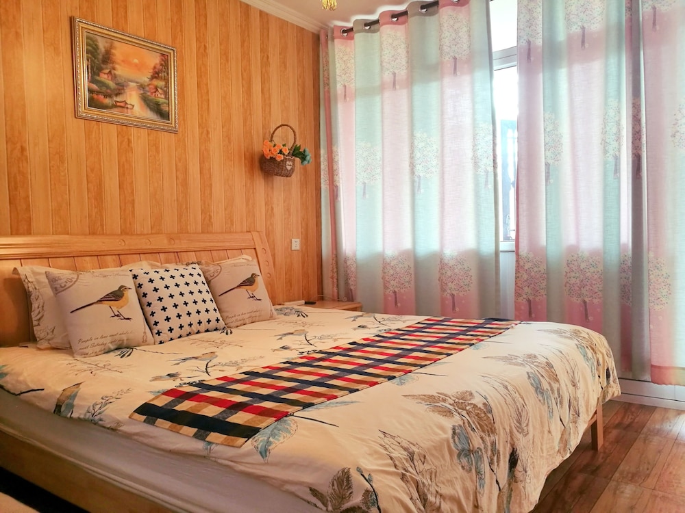 Suite, 2 Bedrooms, 2 Bathrooms photo 1