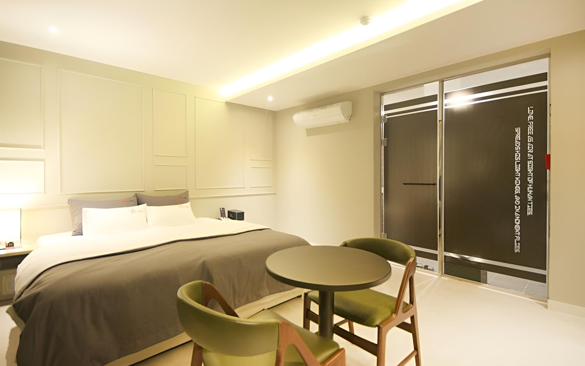Room (Standard first-come first-served disc) - Photo 24