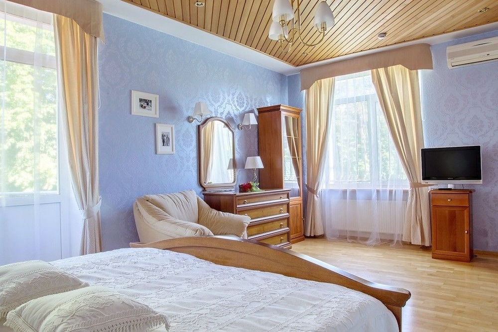 Suite, 1 Bedroom photo 2