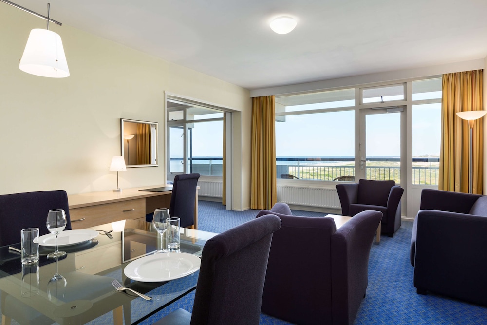 Family Suite (3 Adults) photo 1