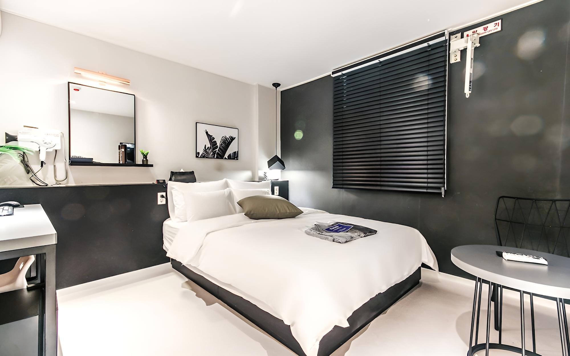 Room (Primi Um (1PC)) - Photo 8