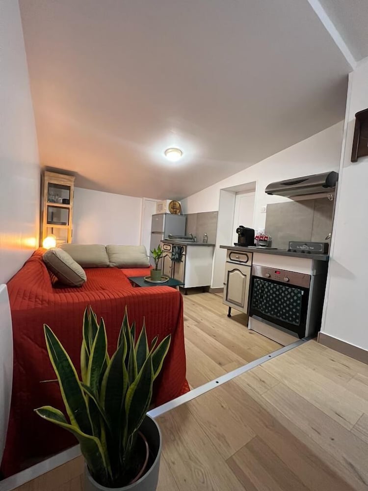 Deluxe Apartment - Photo 4