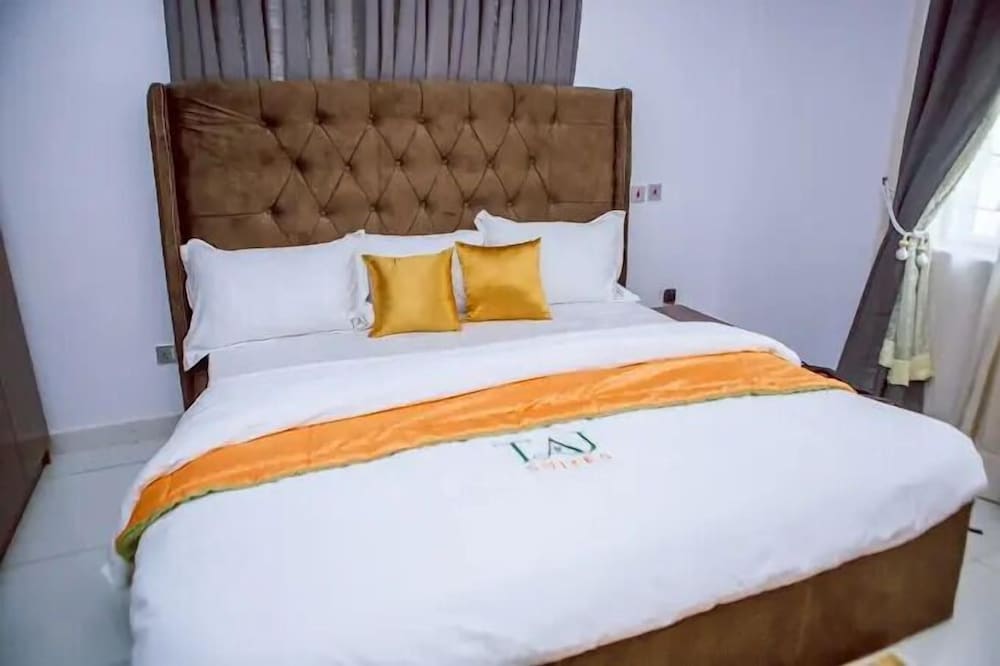 Deluxe Room, Balcony, City View