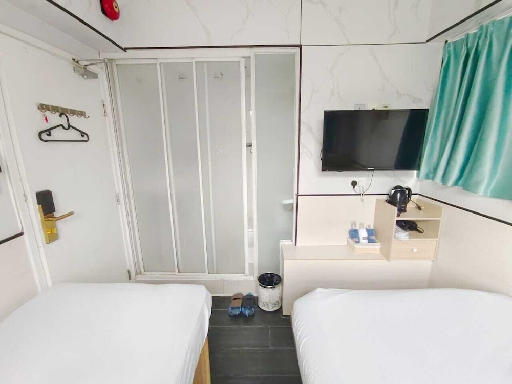 Family Triple Room - Photo 8