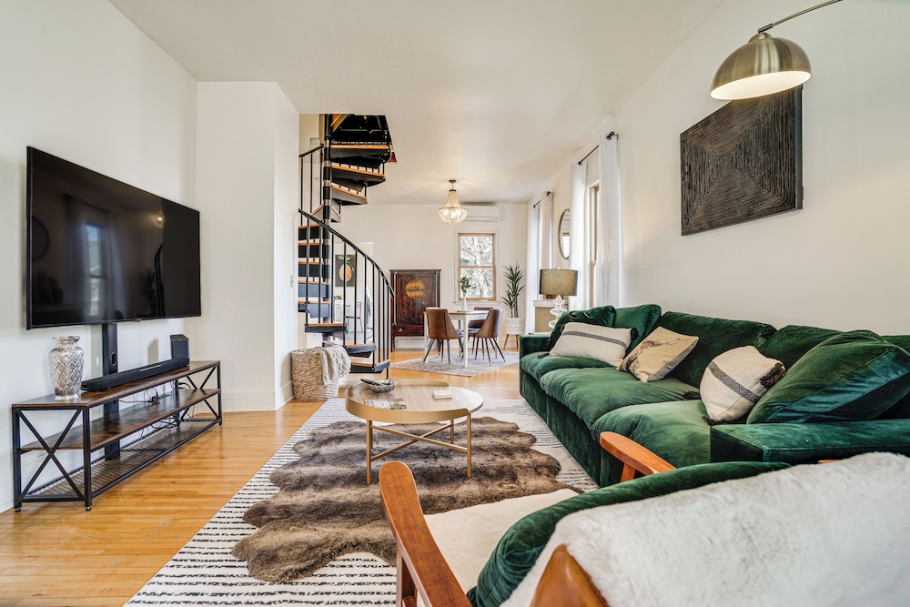 House (2 Bedrooms)