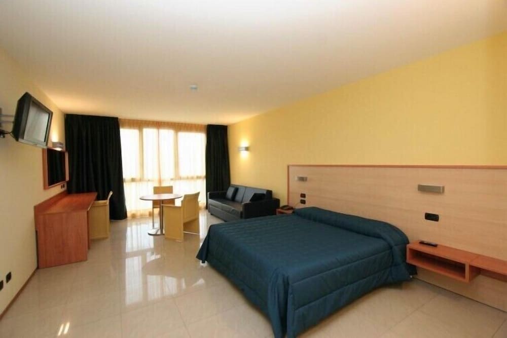 Double Room Single Use photo 3