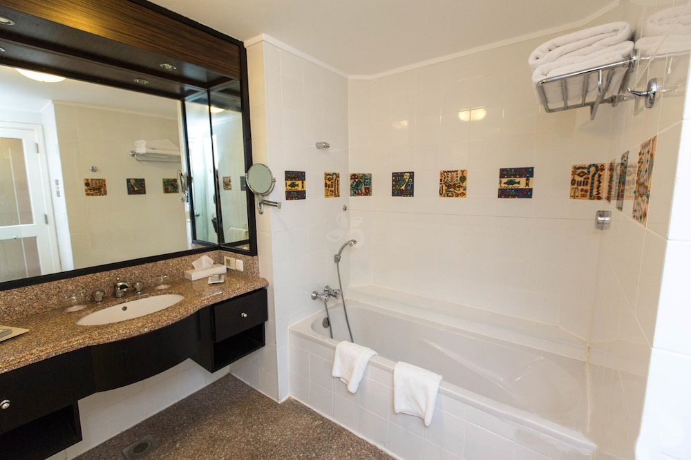Executive Suite, Beachfront photo 3