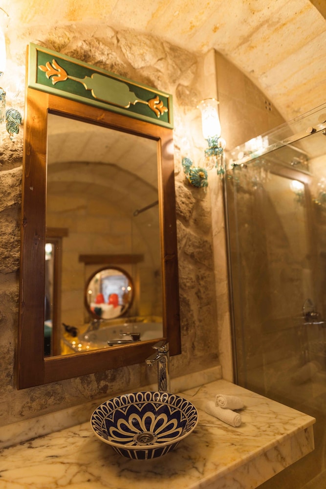 Jakuzili Suite - Photo 46