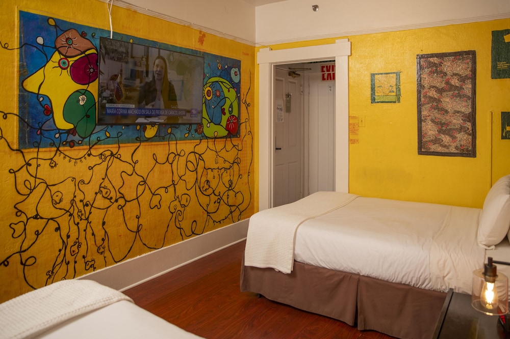 Standard Quadruple Room, Ensuite (Standard) - Photo 6