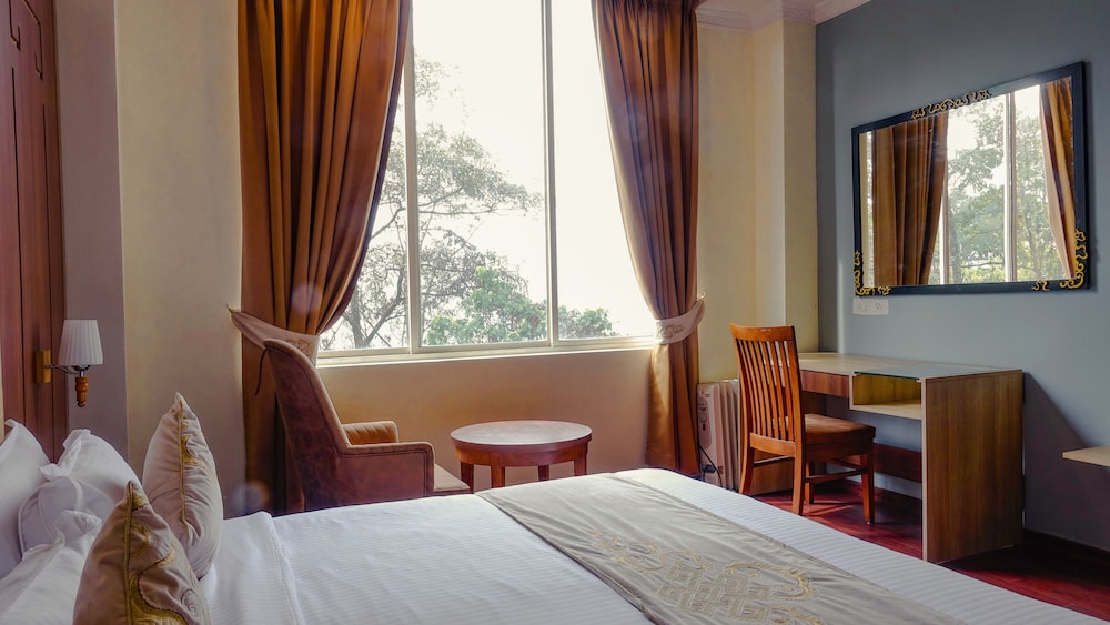 Premium Room - Photo 8