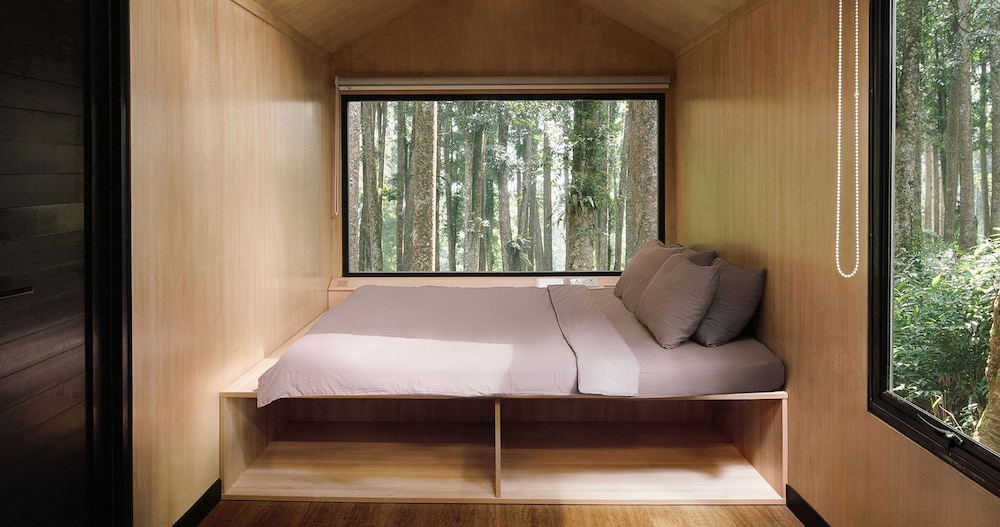 Deluxe Cabin