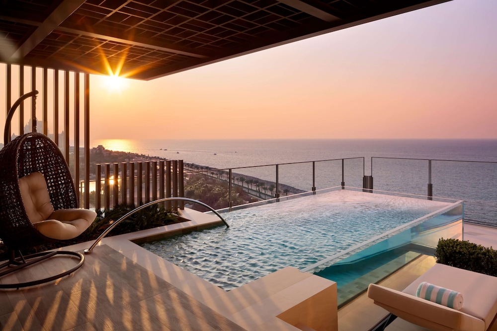 Sky Pool Villa - Sea View thumbnail 5