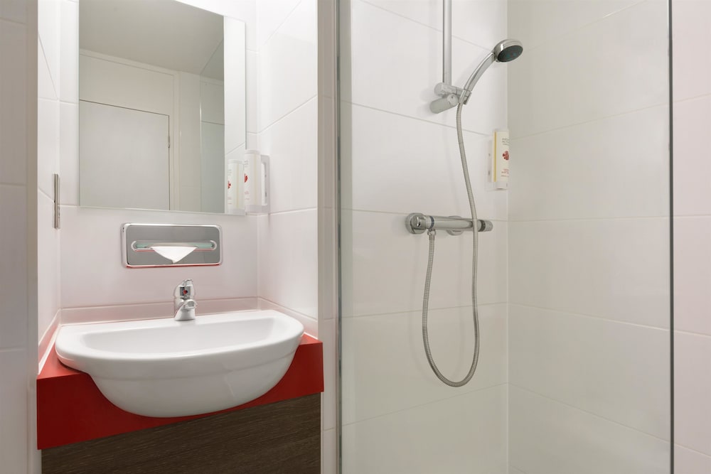 Room, 2 Twin Beds, Non Smoking - Photo 6