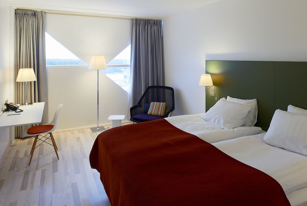 Twin Room - Photo 3