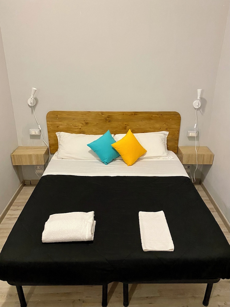 Economy Double Room photo 1