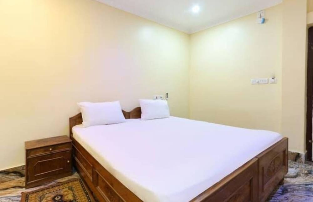 Classic Double Room, City View photo 2
