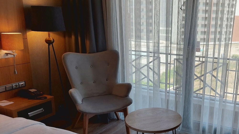 Suite, 1 Bedroom, Non Smoking - Photo 2