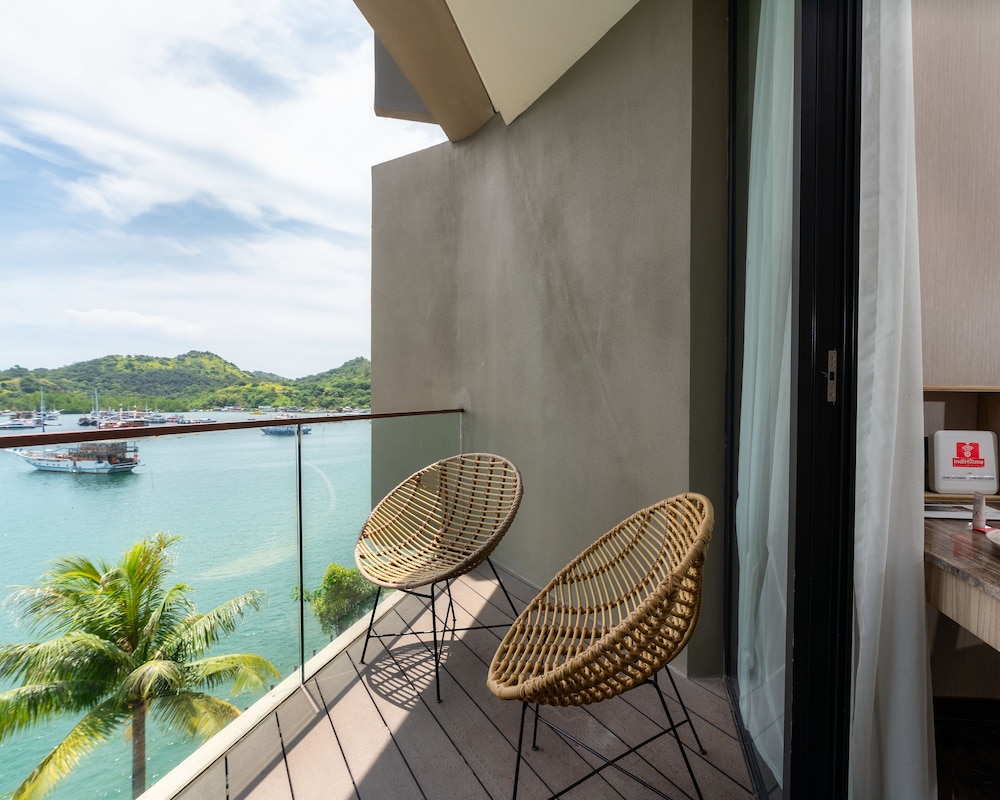 Signature Sea View Twin Bed photo 3