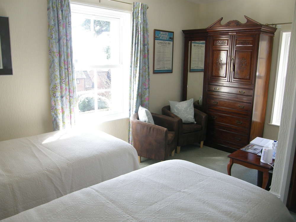 Superior Twin Room, Ensuite, Mountain View (Iowirth (Room 3)) photo 3