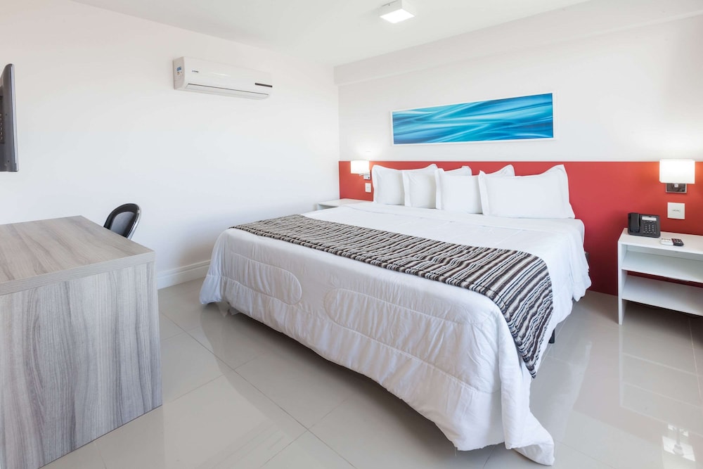 Deluxe Double Room, 1 King Bed photo 3