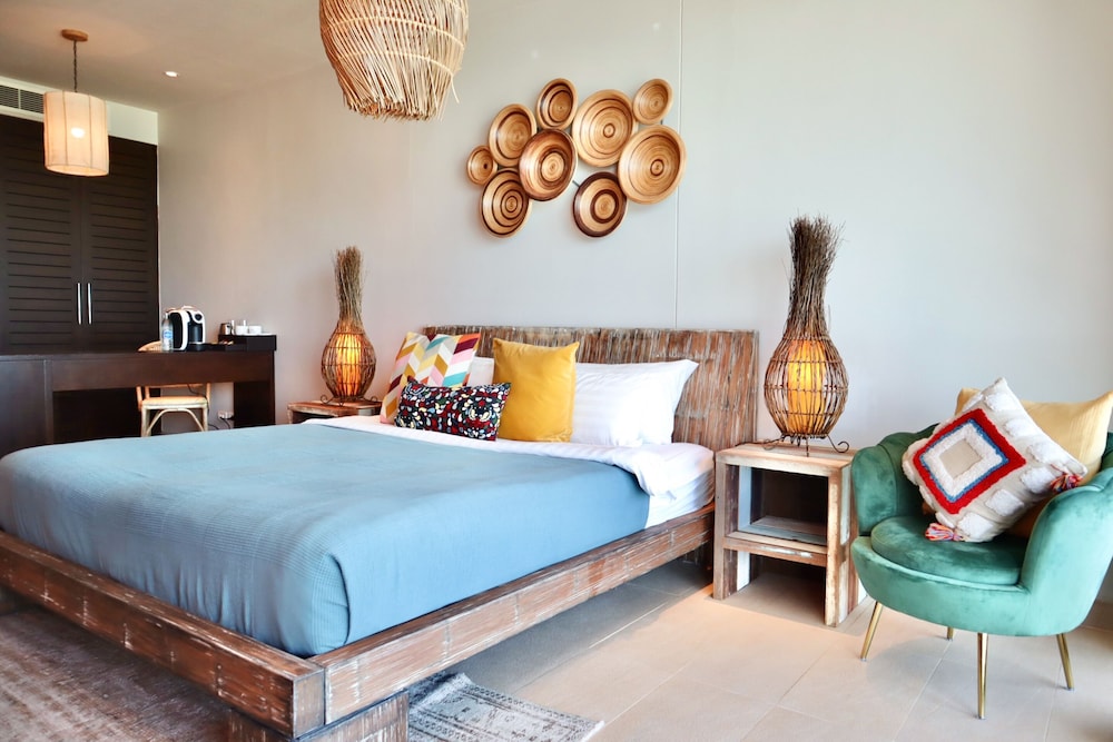 Premium Suite Ocean View - Photo 2