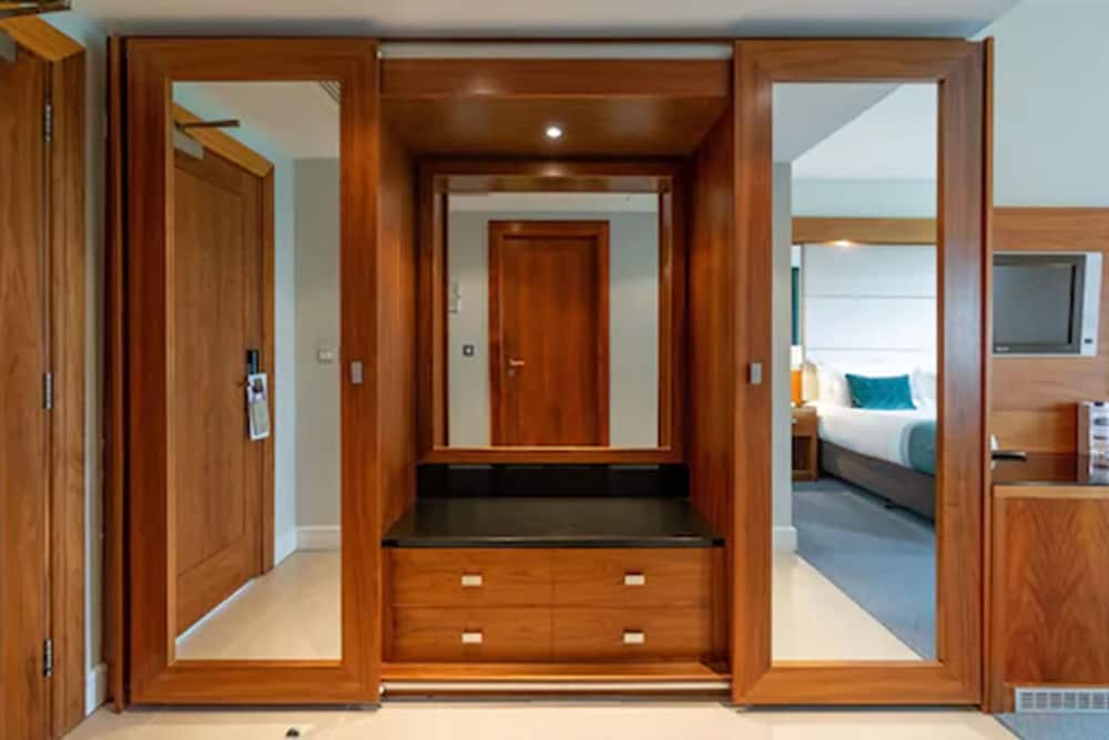 Deluxe Room, Golf View - Photo 7