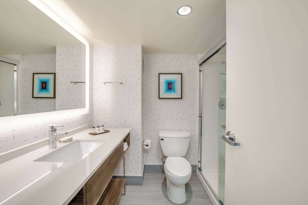 Executive Suite, 1 King Bed (One Bedroom Champion Suite King) - Photo 7
